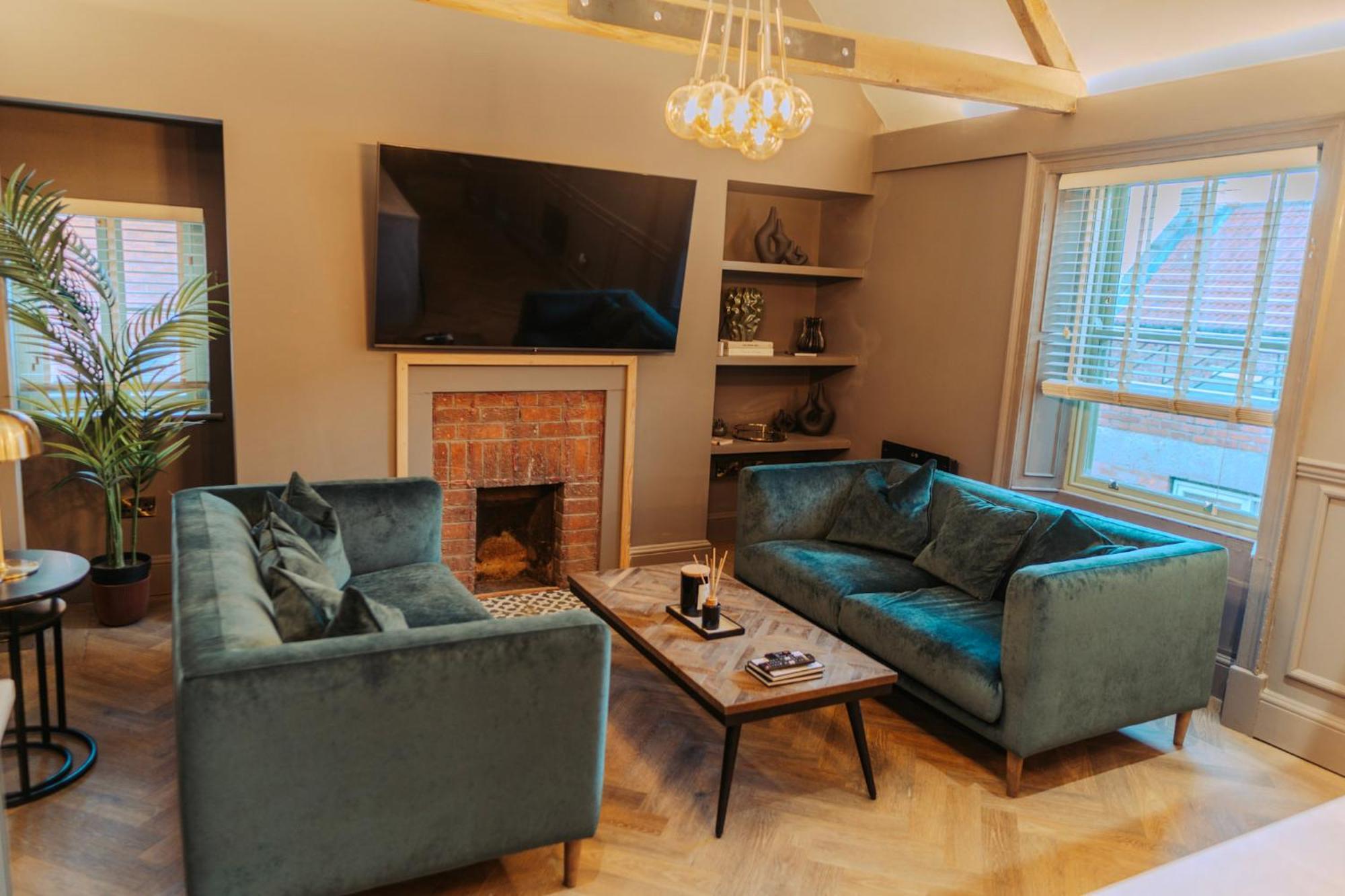 Magistrates Penthouse Suite - Town Centre Apartments With Spa Morpeth Eksteriør billede